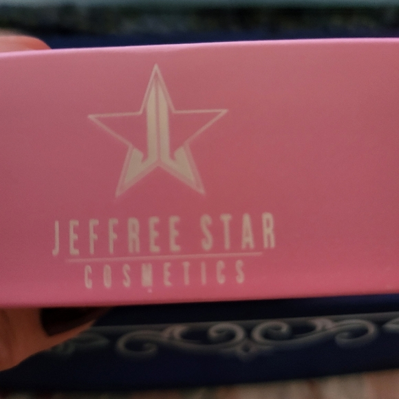 Jeffrey Star finishing powder - Picture 3 of 4